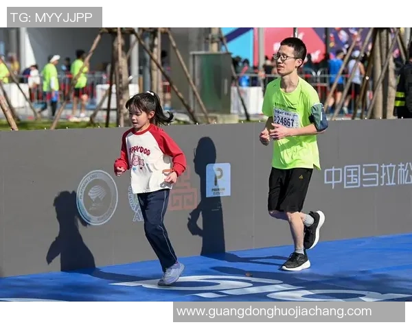 武汉飞盘队在马拉松大满贯中的个人能力精彩表现分析与点评 武汉飞盘队在马拉松大满贯中的个人能力精彩表现分析与点评