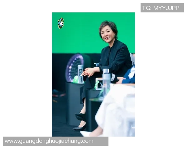 深度探讨李静在CSGO世界中的成长与挑战之路 深度探讨李静在CSGO世界中的成长与挑战之路